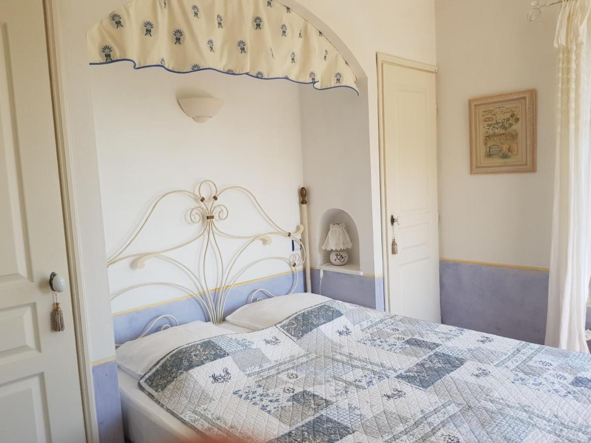 Bastide Des Oliviers Bed & Breakfast Moustiers-Sainte-Marie Exterior photo